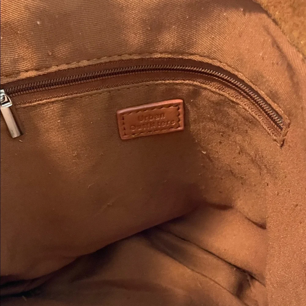Urban Outfitters Tan Suede Hobo Bag - Picture 3 of 7